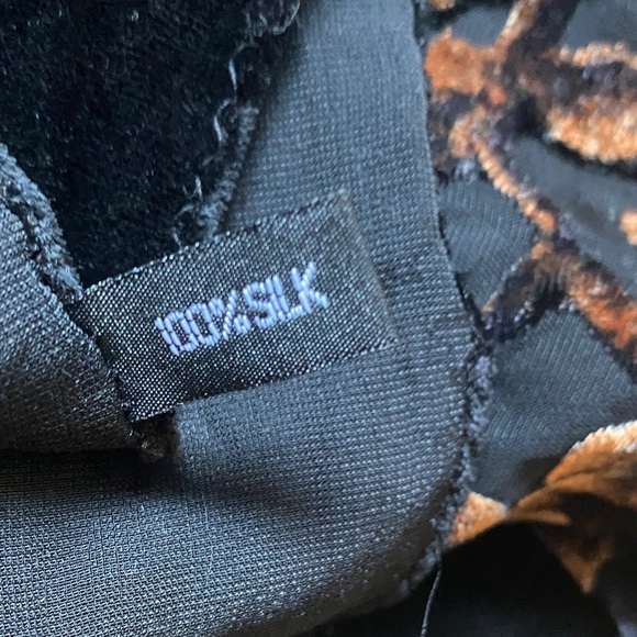 Vintage Silk Floral Scarf - Picture 5 of 11